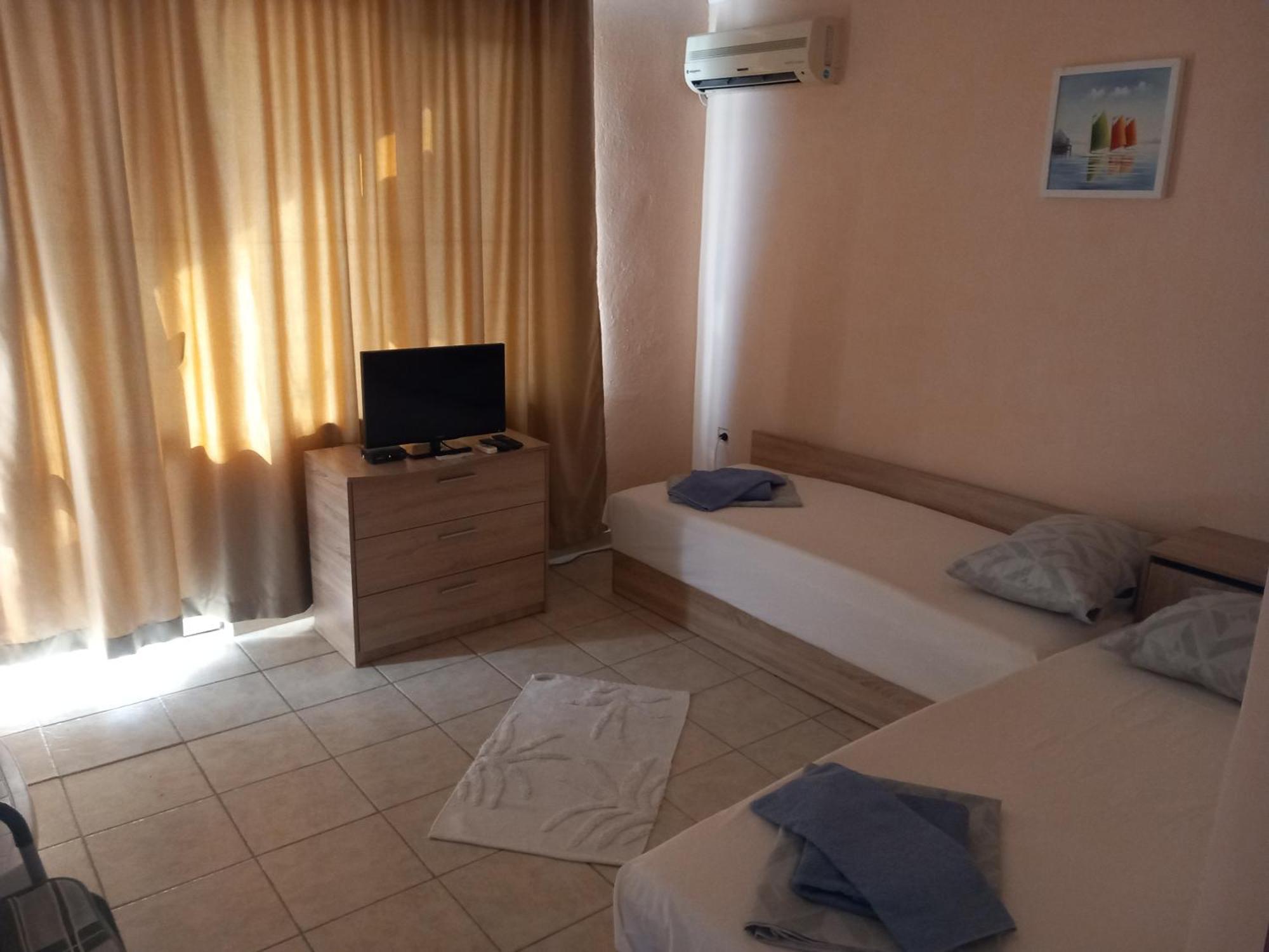 Къща За Гости Семейство Маврови Hotel Rezovo Bagian luar foto