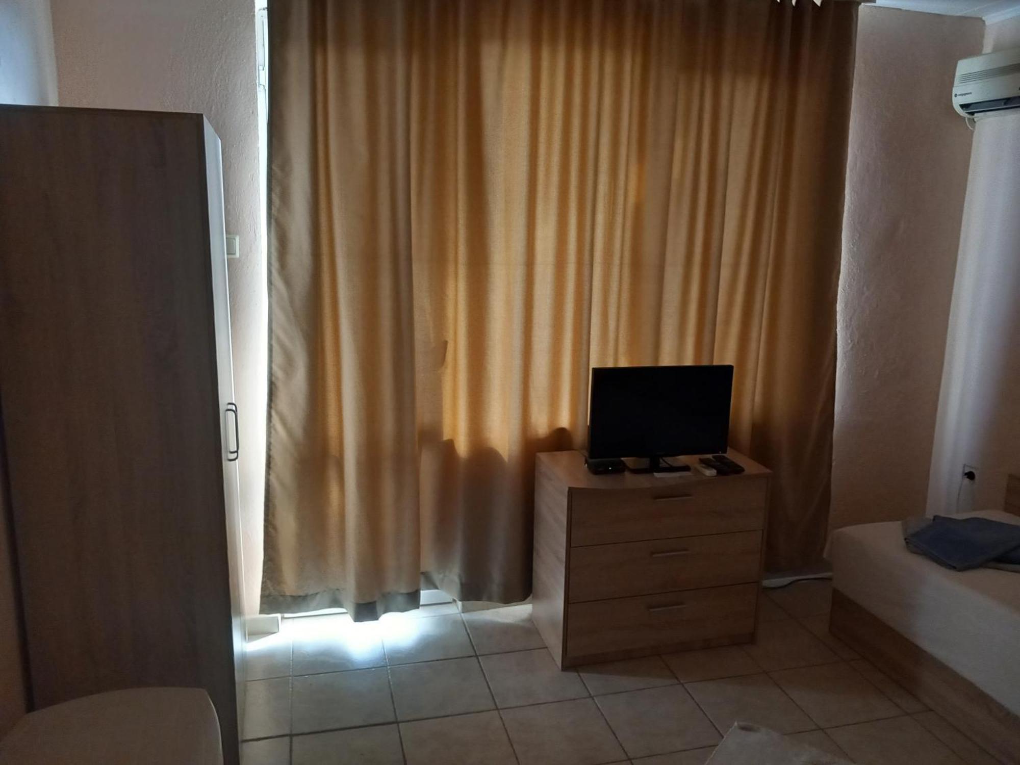 Къща За Гости Семейство Маврови Hotel Rezovo Bagian luar foto