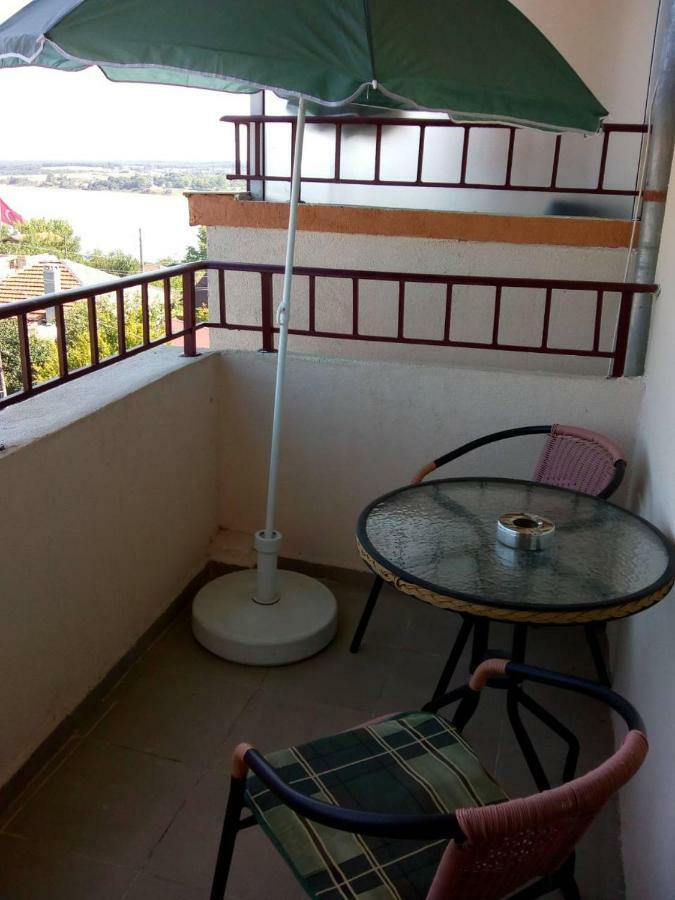 Къща За Гости Семейство Маврови Hotel Rezovo Bagian luar foto