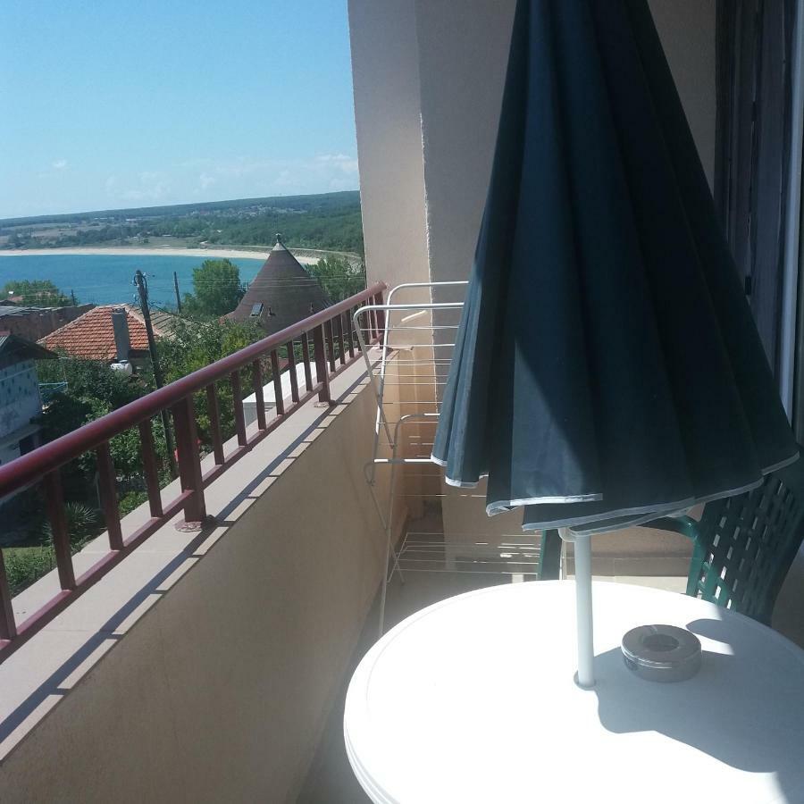 Къща За Гости Семейство Маврови Hotel Rezovo Bagian luar foto