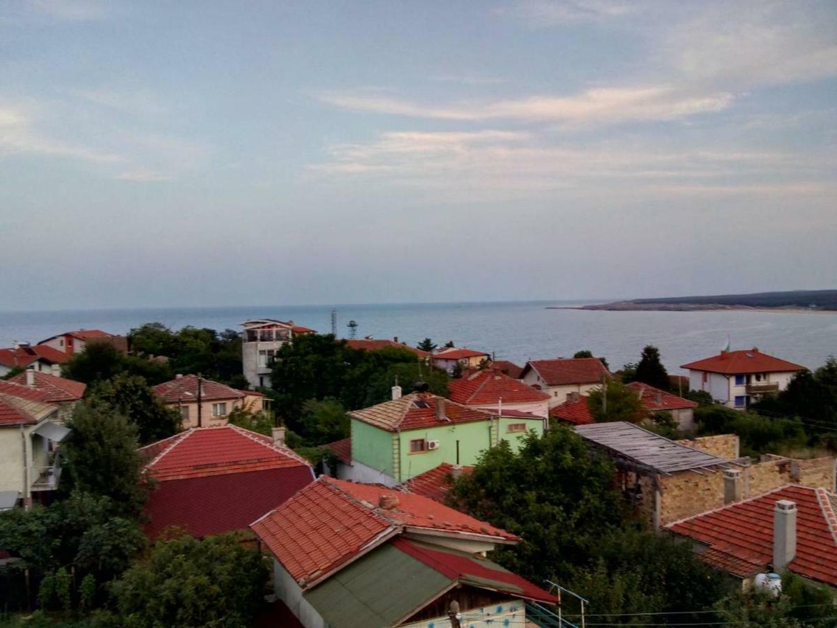 Къща За Гости Семейство Маврови Hotel Rezovo Bagian luar foto